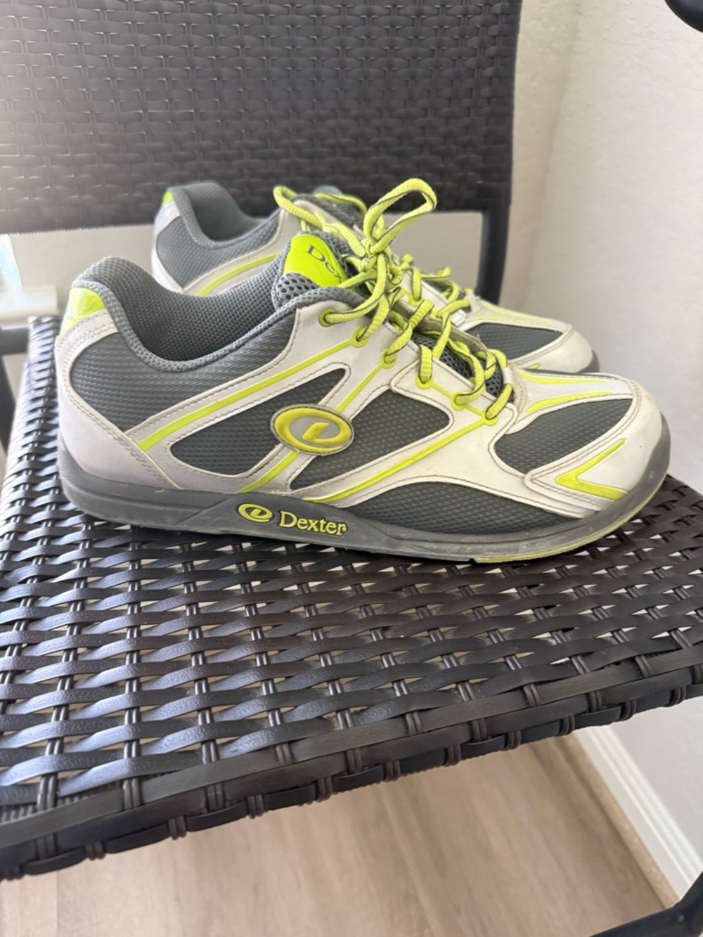 Dexter Men's Athletic Shoes Gray and Neon Yellow Bowling Shoes - Picture 2 of 6